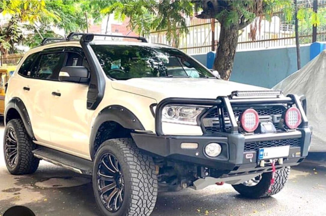 Modified Ford Endeavour-1