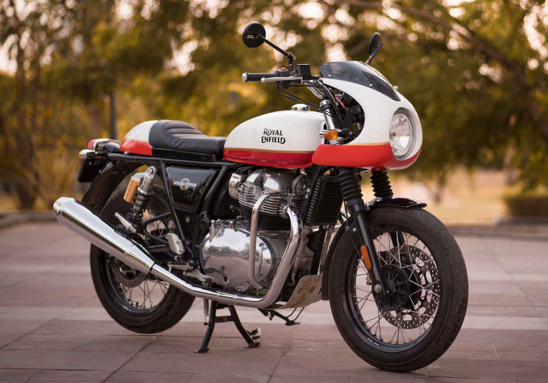 RE Interceptor 650 Converted Into A Retro Cafe Racer, Looks Exceptional