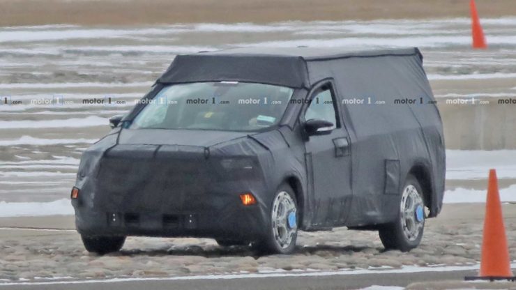 Ford Maverick spy picture front angle