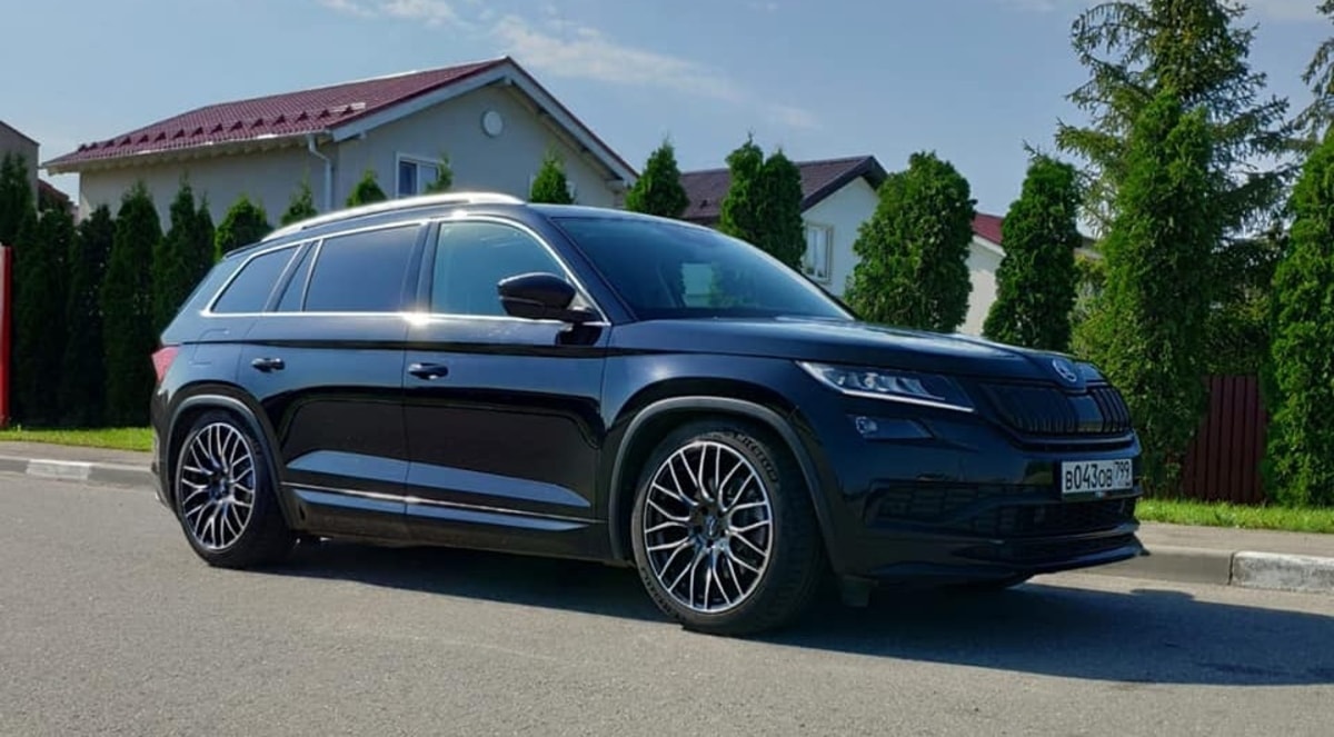This Modified Skoda Kodiaq Looks Rad With Air Suspension