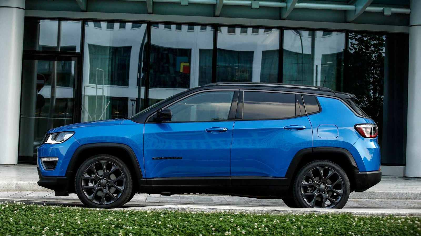 PlugIn Hybrid Jeep Compass Unveiled With 50 KM Electric Only Range