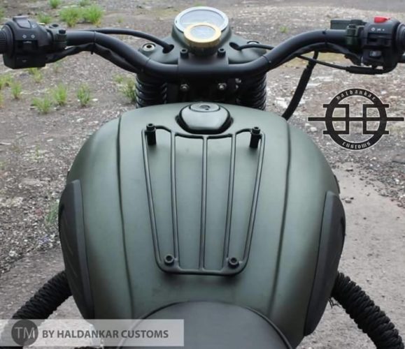 Royal Enfield Classic 350 modified fuel tank