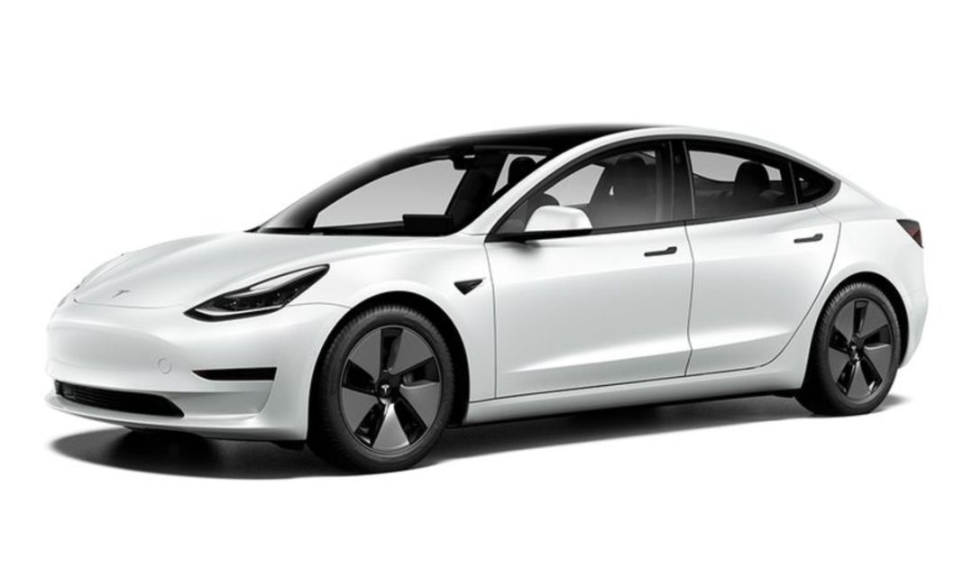 2021 Tesla Model 3 front three quarter