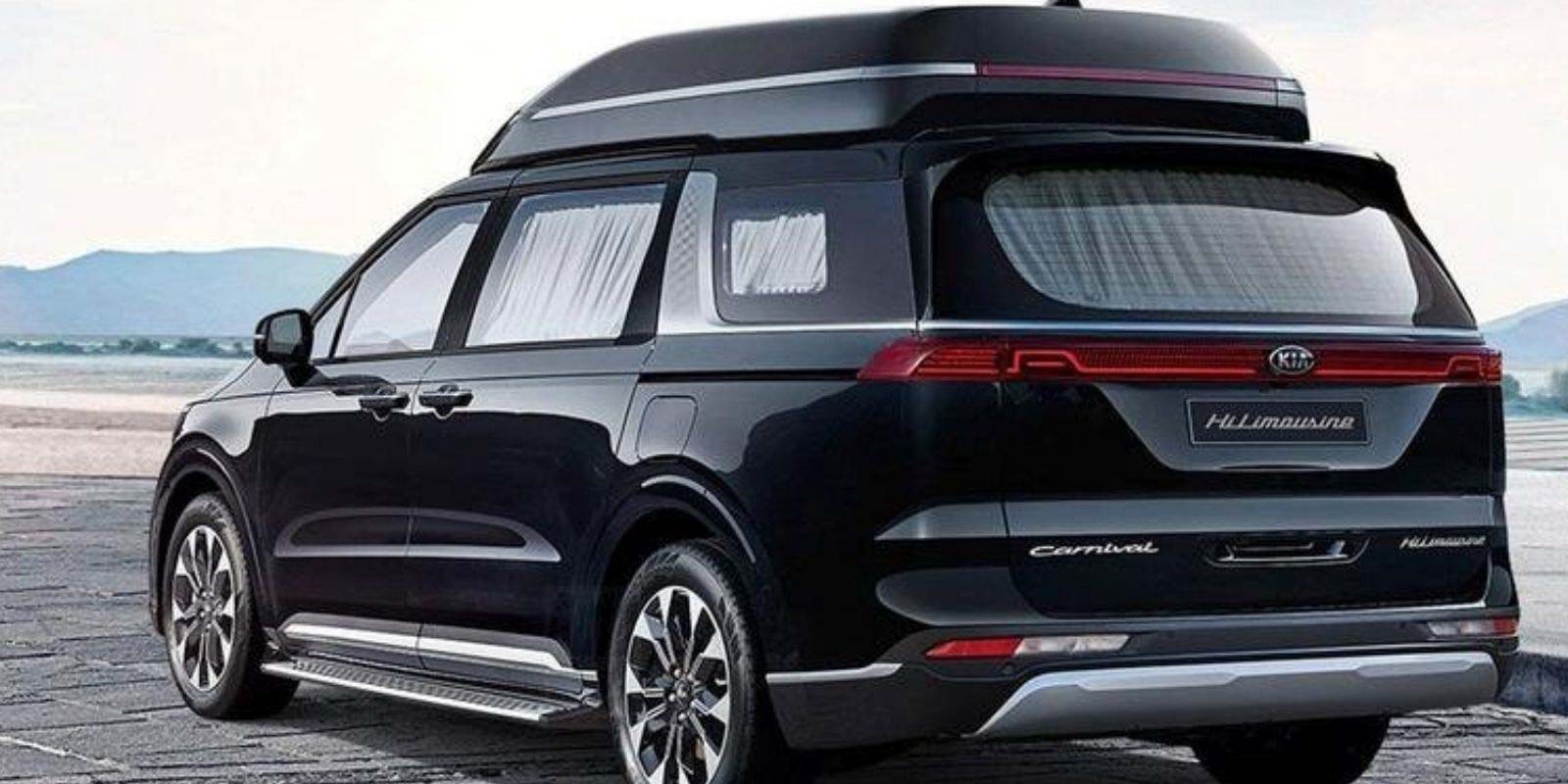2021 Kia Carnival HiLimousine Variant Unveiled With Roof Box