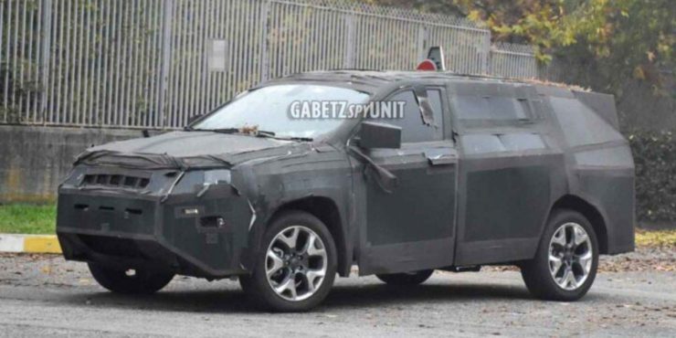 seven-seater 2021 jeep compass spied 6