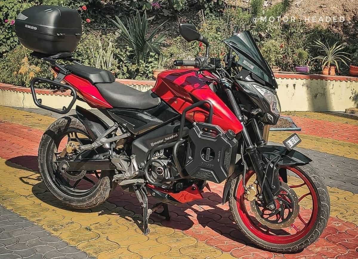 This Customised Bajaj Pulsar Ns0 Gets Touring Friendly Mods