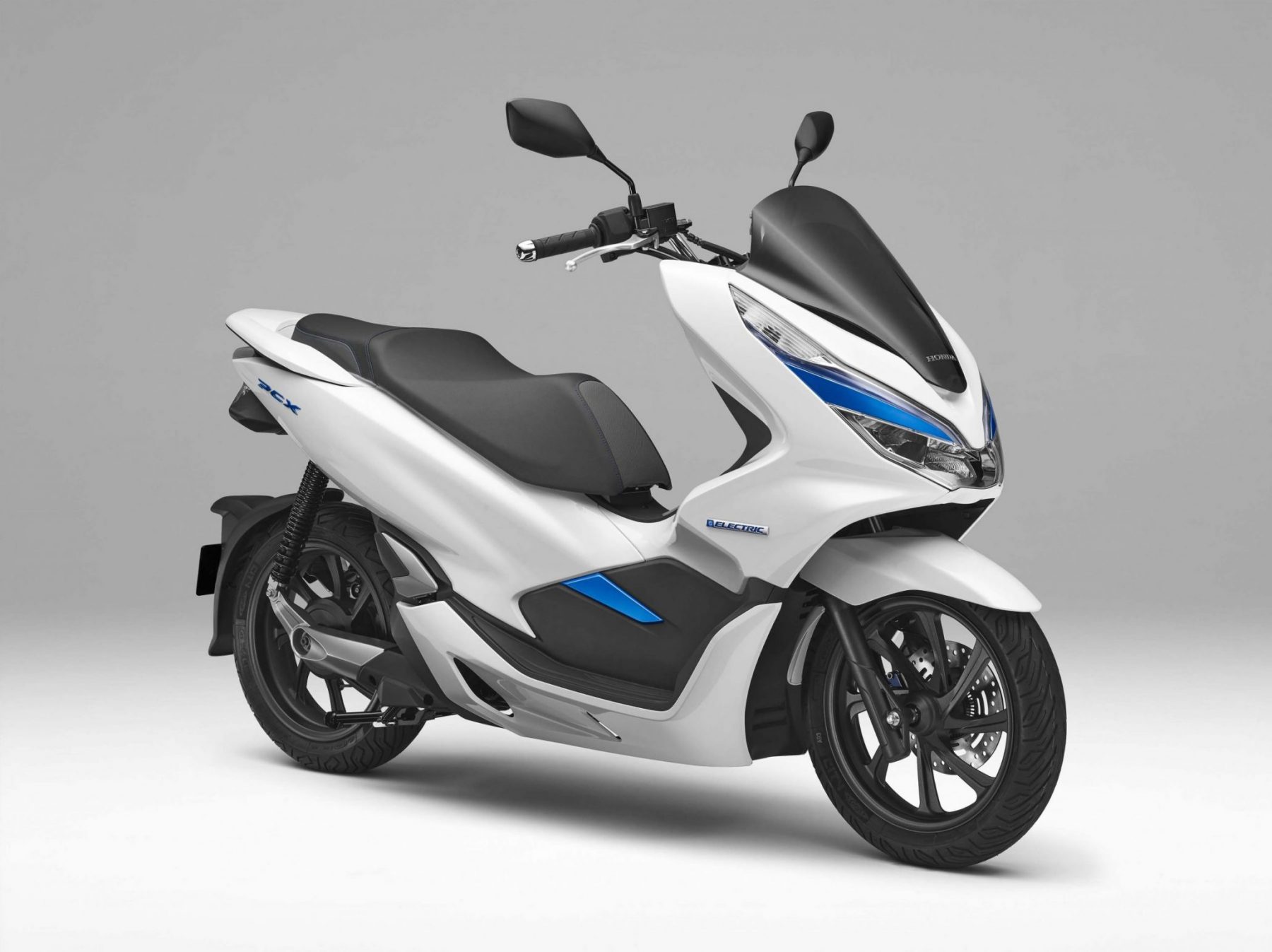 Honda to Launch 10 Electric 2-Wheelers in India by 2031, Activa Electric to  be First - News18