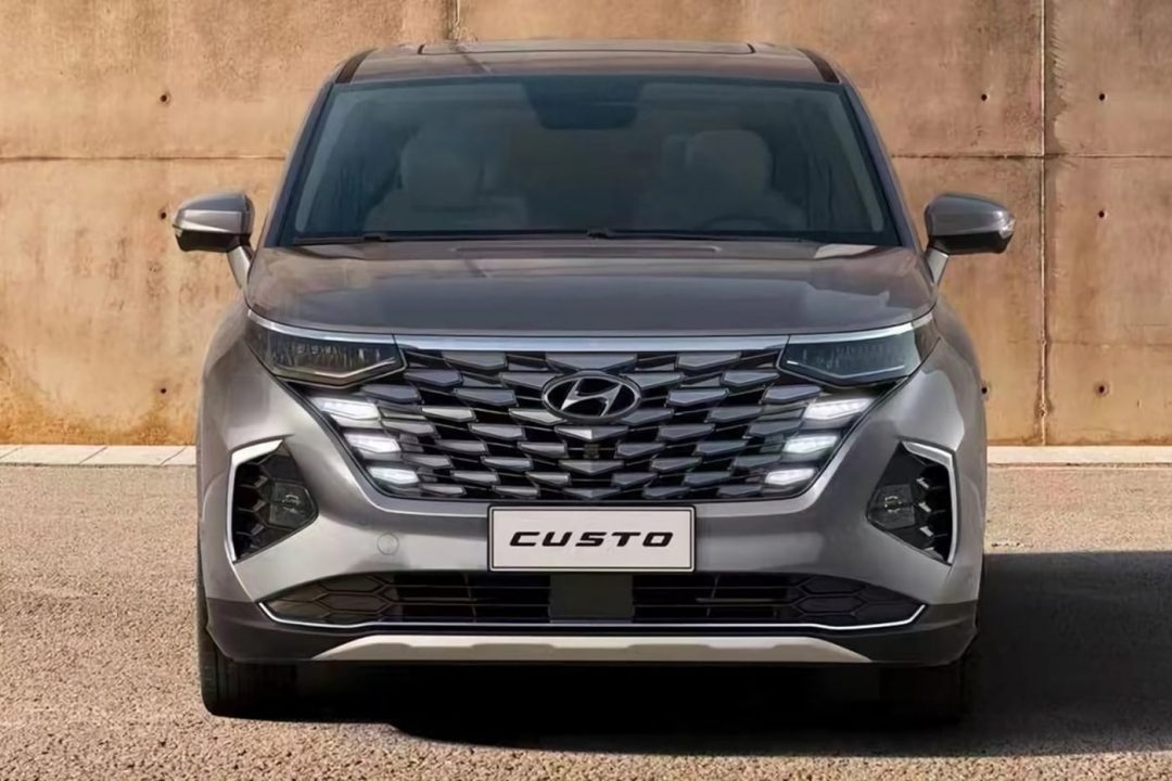 Hyundai Custo exterior unveiled img4
