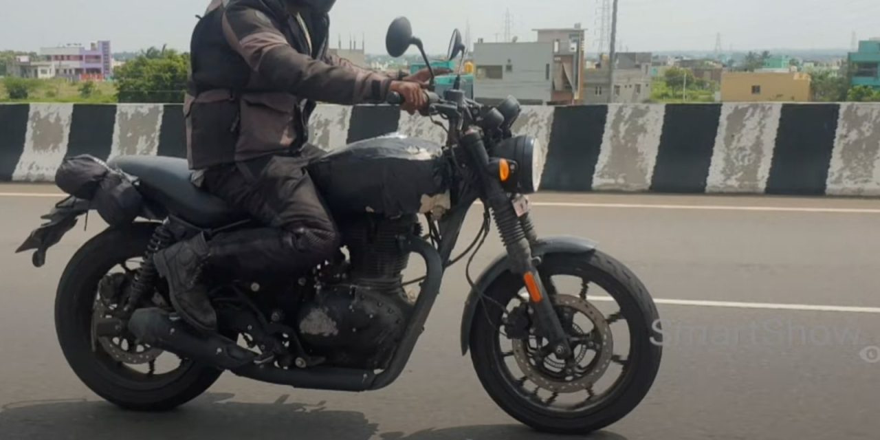 Royal Enfield Hunter 2022 spied on