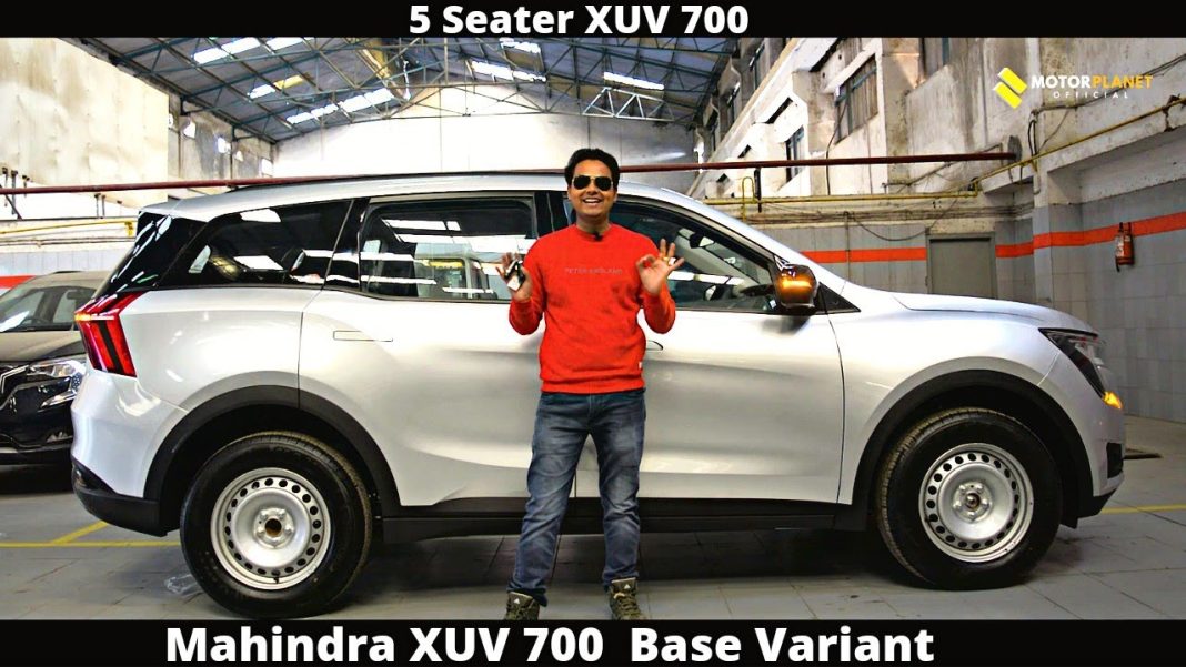 Mahindra XUV700 MX Diesel Base Variant