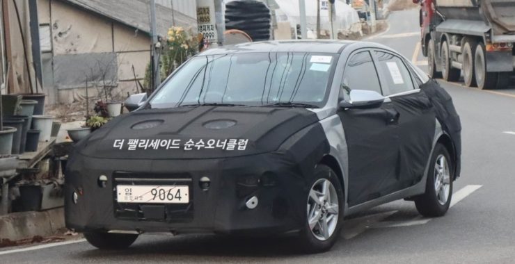 2023 Hyundai Verna spied again South Korea