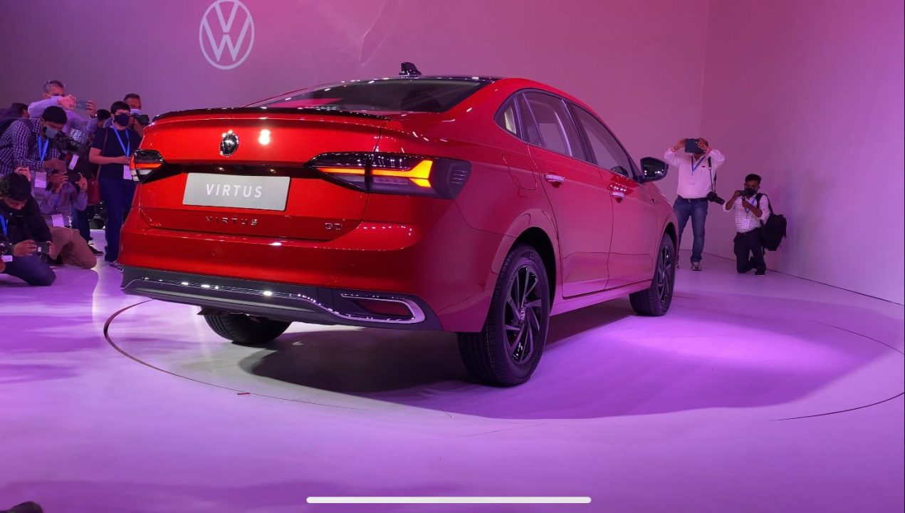 Volkswagen Virtus Vs Skoda Slavia - Detailed Specs Comparison