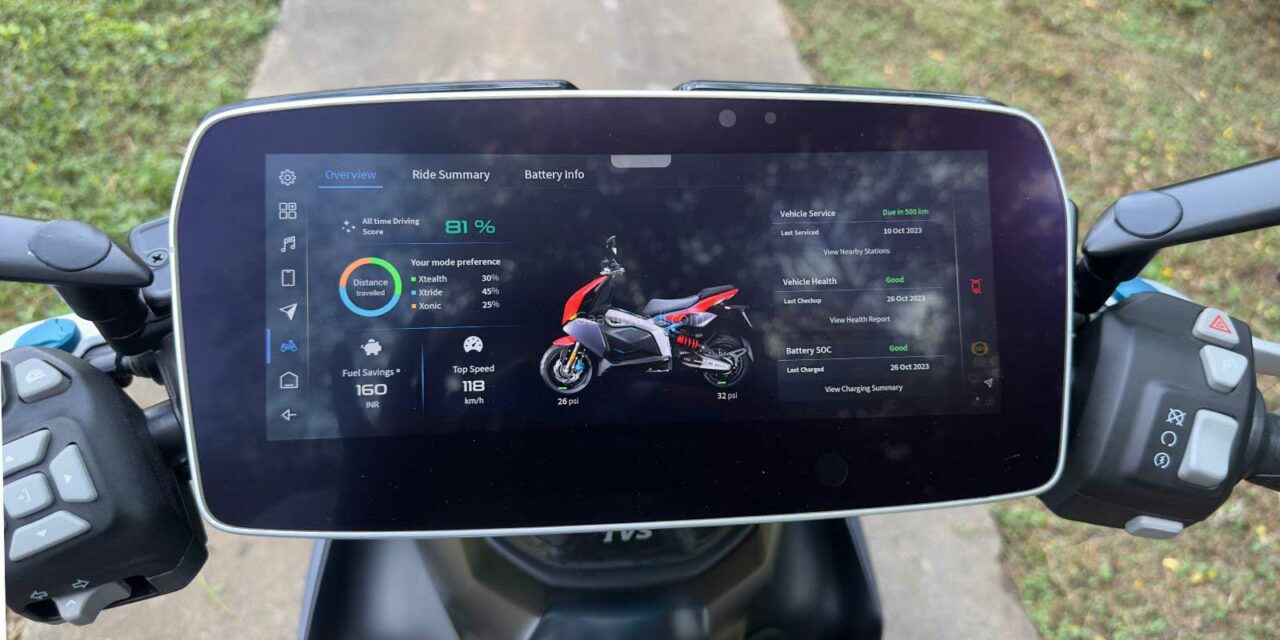 TVS-X-Review-First-Ride-Touchscreen.jpg