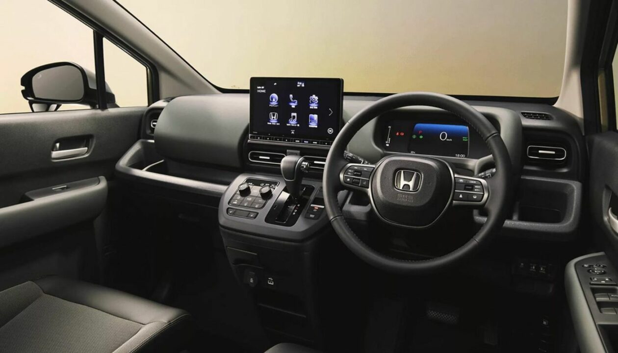 2024-Honda-Freed-Interior.jpg