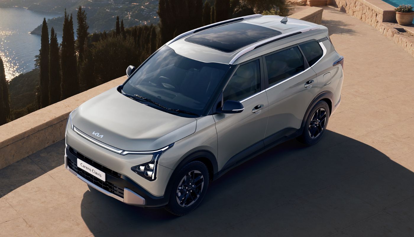 2026-Kia-Carens-Clavis.jpg
