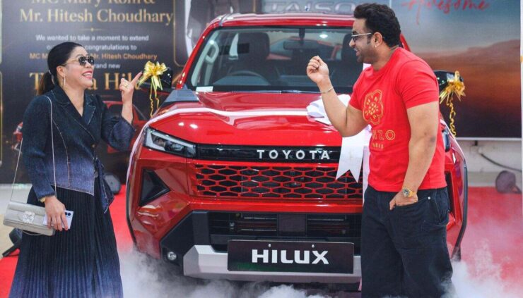 new-2026-toyota-hilux-delivery-india.jpg